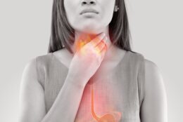 đau họng kéo dài có nguy hiểm không?