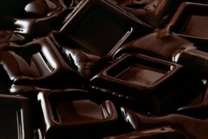 Điểm danh các lợi ích thần kỳ của socola đen đối với sức khỏe bạn cần biết