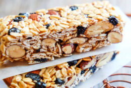 Điểm danh những công dụng của granola bar vừa tiện lợi vừa tốt cho sức khỏe