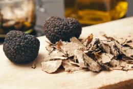 Nấm truffle là gì và những lý do loại nấm này lại có giá trên trời như vậy